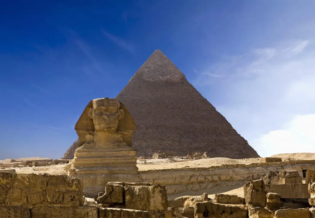 ancient-egyptian-pyramid